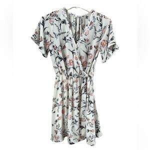 Sienna Sky mock wrap dress white w/flowers flutter sleeves lined bottom size S